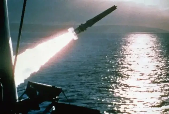 Standard Missile-6 — зенитная и противокорабельная в одной ракете - Общество на Toplenta