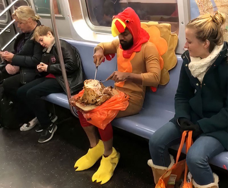 Необычные встречи в метрополитене: модники, чудаки и просто интересные персоны - свежие новости на Toplenta по теме модник