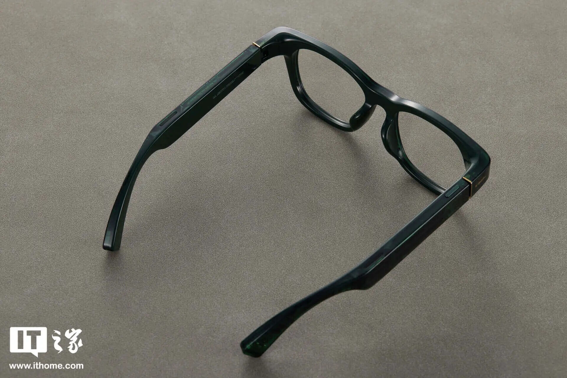 Xiaomi выпустила смарт-очки с ИИ - свежие новости на Toplenta