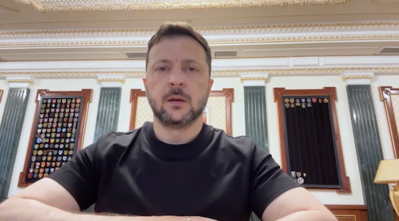 Зеленский взял ответственность за теракт против российских аэродромов - свежие новости на Toplenta по теме В мире  /  Соцпортал