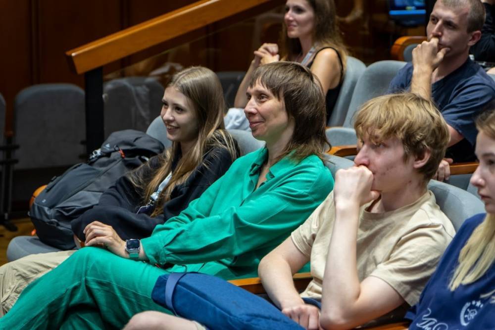 В Суздале во второй раз проходит кинолагерь для молодых документалистов - свежие новости на Toplenta по теме сергей дебижев