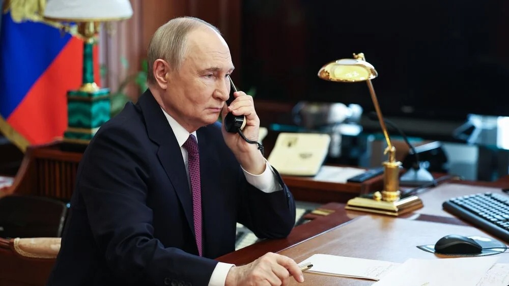 Лавров рассказал, почему Путин взял трубку, когда ему звонил Макрон - свежие новости на Toplenta по теме си