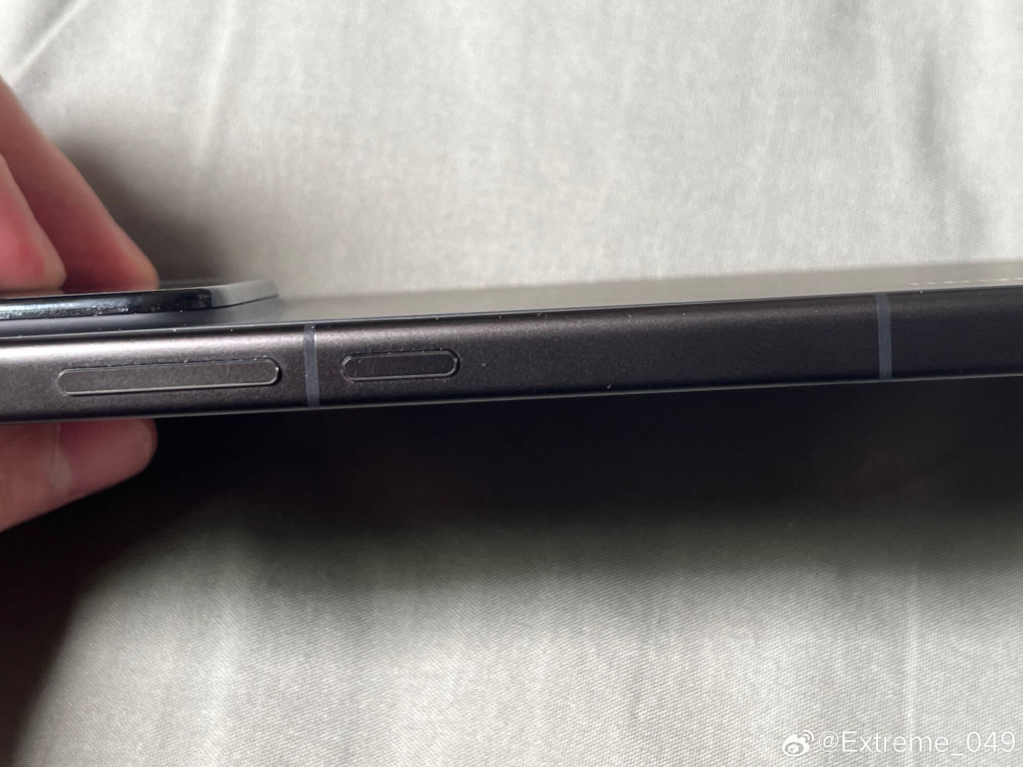 У Xiaomi 15 и 15 Pro вздувается аккумулятор - свежие новости на Toplenta по теме новости дизайна