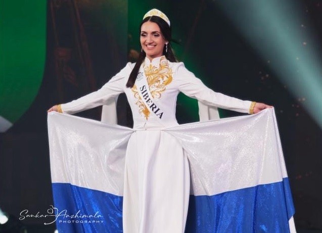 Многодетная мама из Красноярского края победила на конкурсе «Миссис Азия Мира 2025» - свежие новости на Toplenta по теме Мира