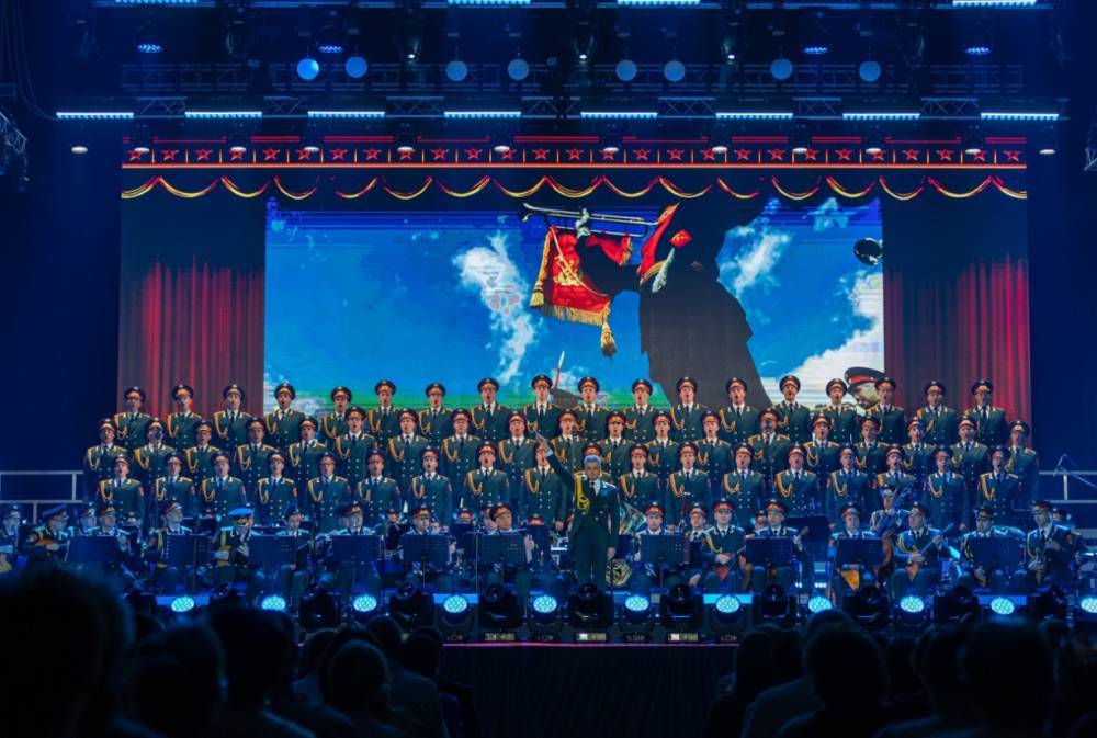 Ансамбль Александрова отправился на гастроли в Китай - свежие новости на Toplenta по теме Российская