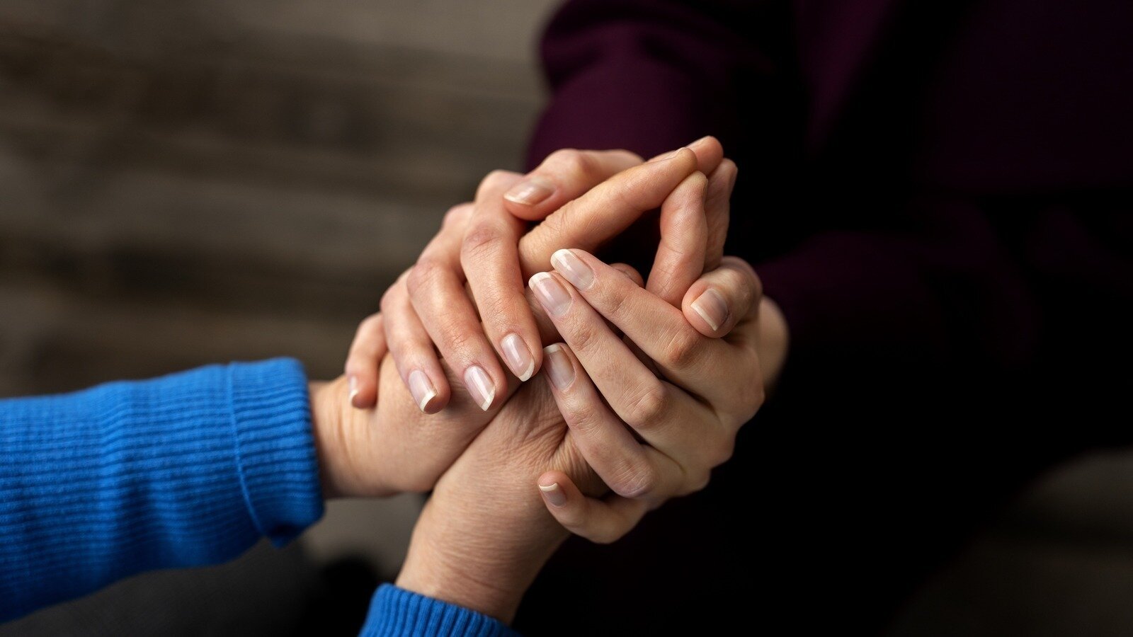 3 признака зависимых отношений, которые вы принимаете за любовь — а зря - похожая новость на Toplenta