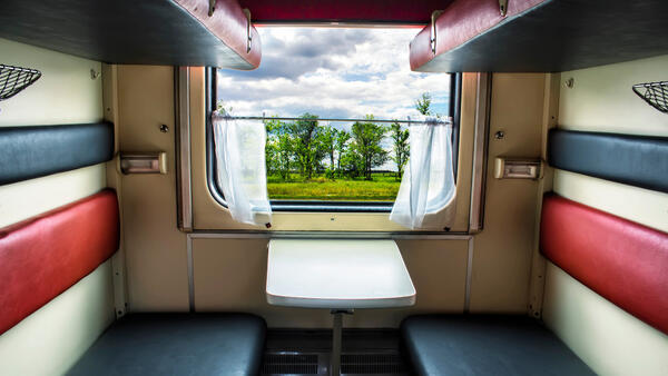 Так делают самые умные и хитрые: какие места в поезде лучше всего выбирать - свежие новости на Toplenta по теме новости дизайна