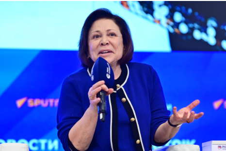 Не покраснела и не извинилась. "Я что, какую-то неправду сказала?" Роднину опять спросили о пенсиях - свежие новости на Toplenta