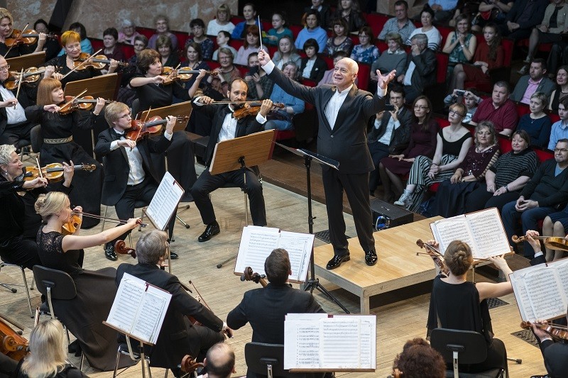 Владимир Спиваков и Хибла Герзмава выступят в Перми - свежие новости на Toplenta по теме международный фестиваль