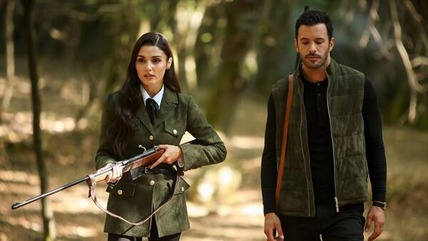 Сериал «Любовь и слезы» с Ханде Эрчел оказался под угрозой закрытия - свежие новости на Toplenta по теме звезды