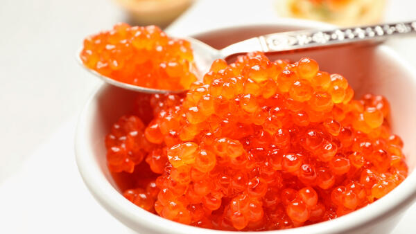 Как выбрать настоящую красную икру к празднику — поможет стакан с горячей водой - свежие новости на Toplenta по теме новости дизайна