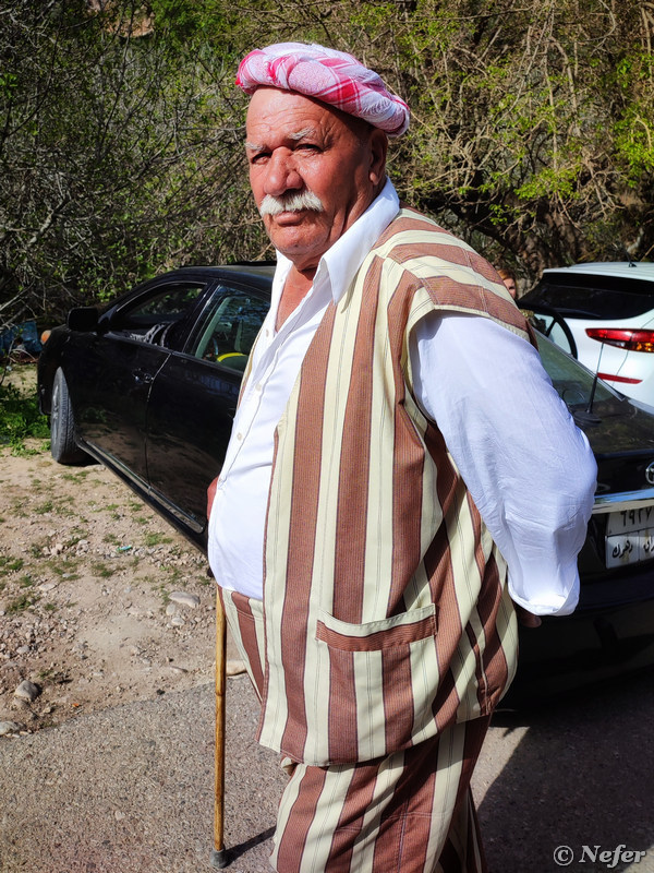Езидская деревня Лалиш в Курдистане: все одеты в сиреневое и ходят босиком - свежие новости на Toplenta