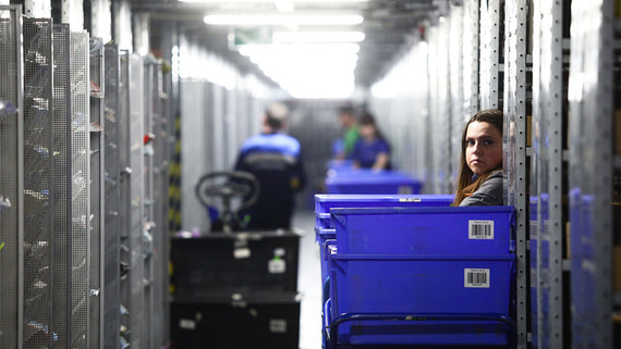 Ozon собирается выйти в офлайн-формат - свежие новости на Toplenta по теме Общее