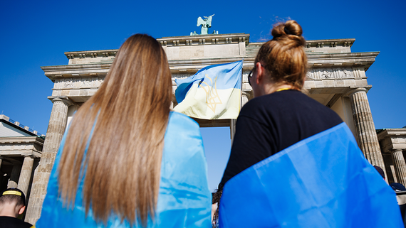 Bild: сокращение пособий по безработице в ФРГ коснется 84 000 украинцев - свежие новости на Toplenta