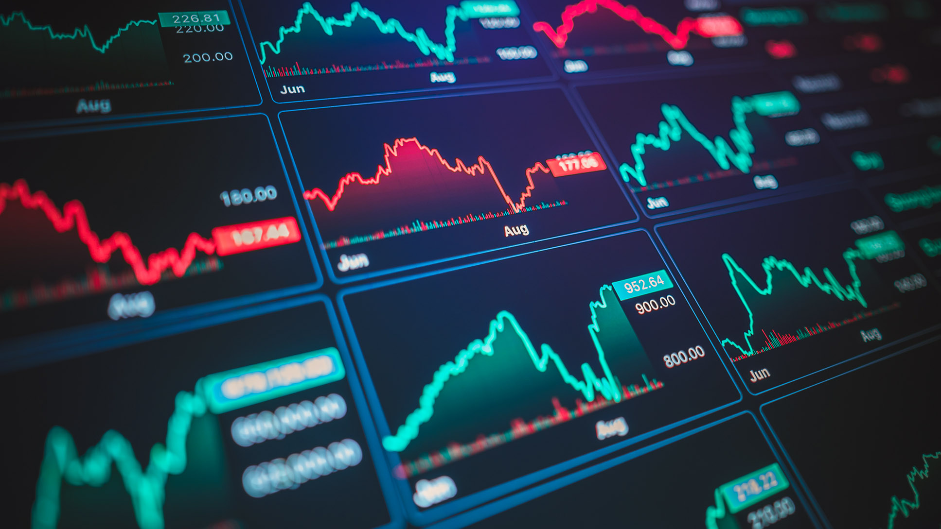 Отчеты IT-компаний и редкоземельная лихорадка: главные события мировых рынков - свежие новости на Toplenta по теме инвесторы
