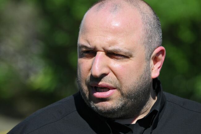 Умеров прибыл в Стамбул - свежие новости на Toplenta по теме Общее