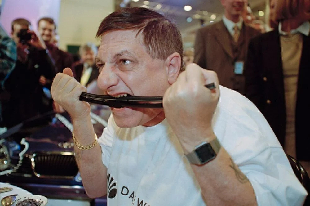 10 наиглупейших мировых рекордов - похожая новость на Toplenta