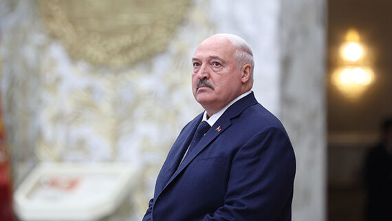 Лукашенко помиловал двух католических священников - Общество на Toplenta