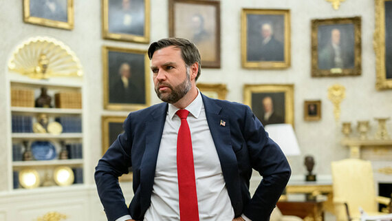 Зеленский провел разговор с вице-президентом США Вэнсом о мирном плане - похожая новость на Toplenta