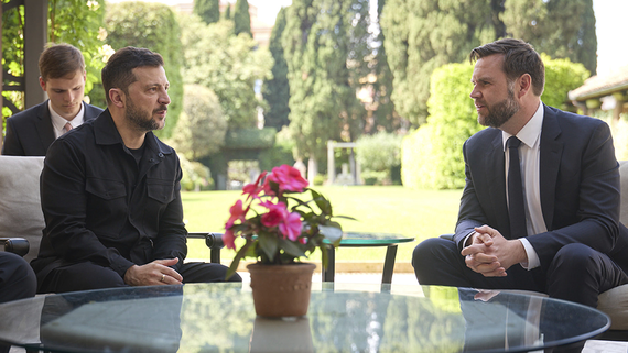 Вэнс и Зеленский договорились о совместной работе с США и ЕС по мирному плану - похожая новость на Toplenta