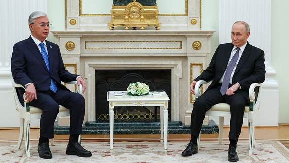 Песков пояснил сопровождение Токаева российскими истребителями - свежие новости на Toplenta по теме Общее