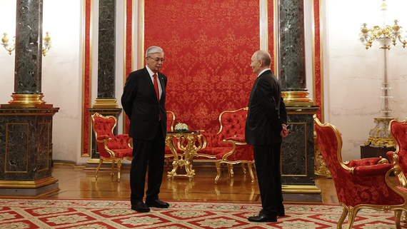 Путин и Токаев подписали декларацию о всеобъемлющем стратегическом партнерстве - Общество на Toplenta