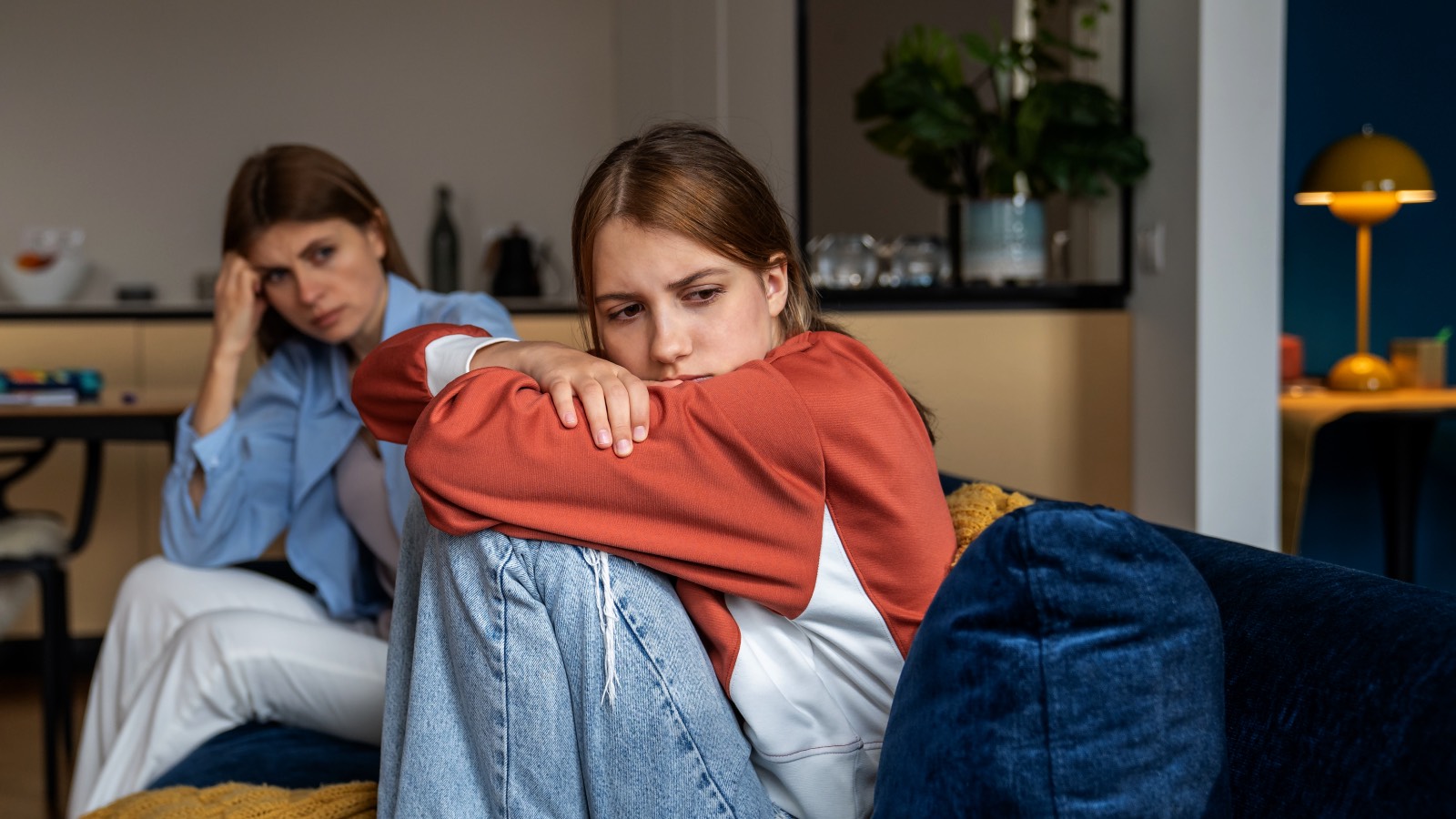 «Сделаны из вины»: роман о трех поколениях женщин, привыкших во всем себе отказывать - свежие новости на Toplenta по теме Forbes