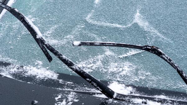 Спасение для автомобилистов: как избежать намерзания льда на лобовом стекле - свежие новости на Toplenta по теме новости дизайна