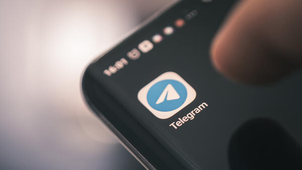 Как сделать, чтобы Telegram не жрал память телефона — всего одна настройка - похожая новость на Toplenta