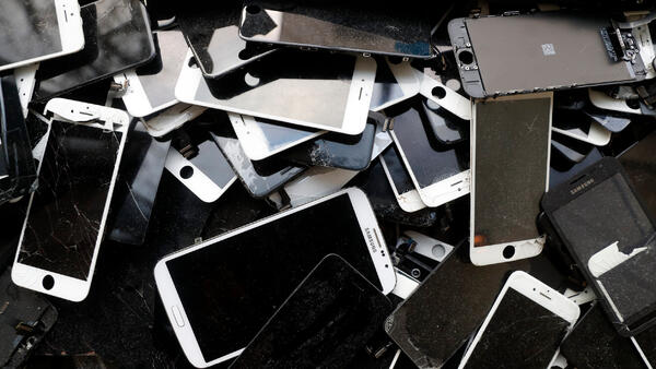 Как определить возраст смартфона и узнать срок его службы - похожая новость на Toplenta