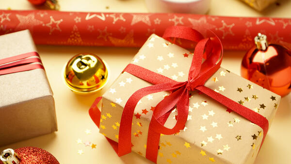 Что подарить ребенку на Новый год 2026 за 500 рублей — восторгам не будет конца - похожая новость на Toplenta