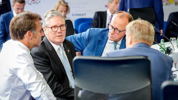 Мерц, Макрон и Стармер провели телефонный разговор с Зеленским - свежие новости на Toplenta по теме кт