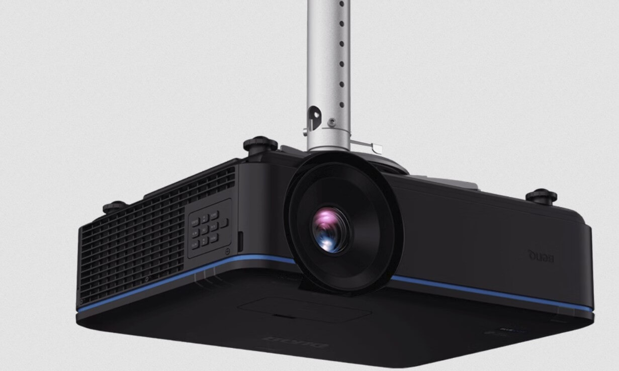 BenQ представила ультракороткофокусный проектор высокой яркости за 4000 евро - свежие новости на Toplenta по теме 9%