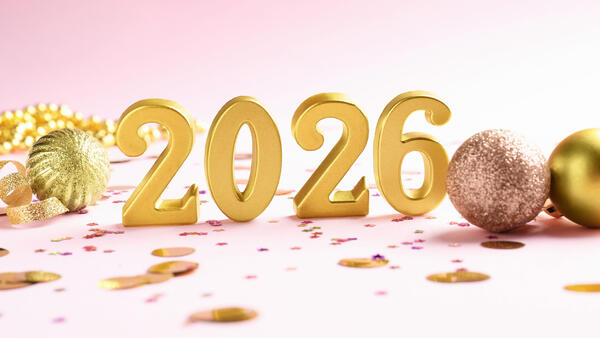 Идеи оригинальных подарков на Новый год 2026: порадуйте родных необычными презентами - похожая новость на Toplenta