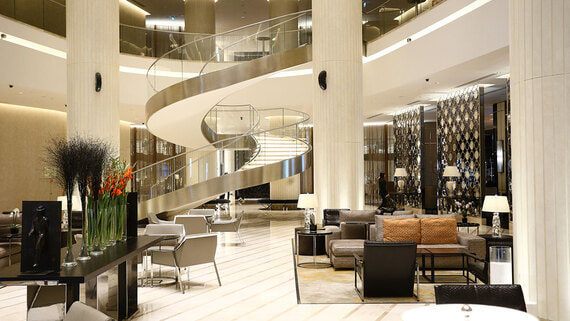 Решетников предложил внедрить заселение в отели без взаимодействия на ресепшене - Общество на Toplenta