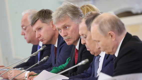 Песков: Москва не обсуждала пункты мирного плана США по Украине - похожая новость на Toplenta
