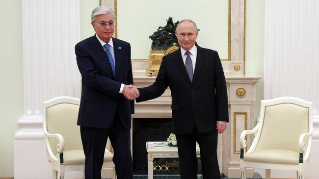 Токаев назвал свой визит в Россию особенно важным - актуальные новости по теме Общее на Toplenta