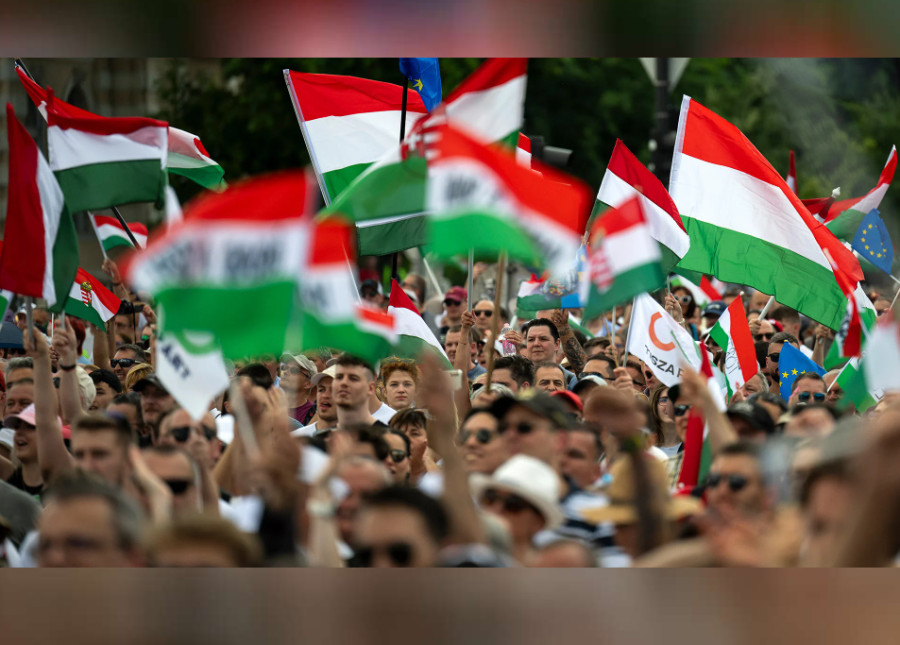 «Пусть говорят»: оплата митингов в Венгрии, война ФРГ и России, тарифы до 500% - свежие новости на Toplenta по теме геополитика