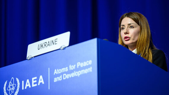 Верховная рада отправила в отставку двух министров после коррупционного скандала - Политика на Toplenta