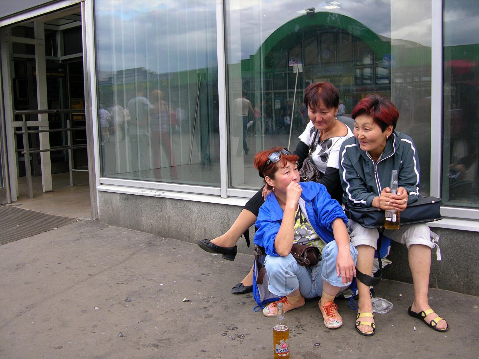 10-е годы XXI века на снимках Игоря Стомахина. 2008-2016. «Люди вокзалов». Часть 2 - свежие новости на Toplenta по теме СТО