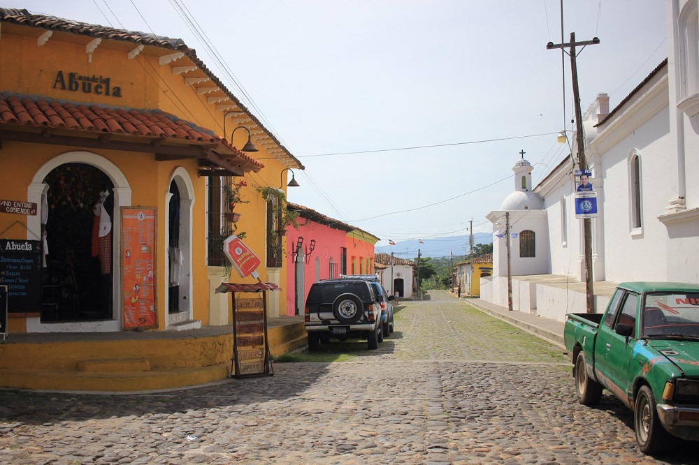 Фоторепортаж: Сальвадор - страна комфортного климата и дикой, но симпатичной природы - свежие новости на Toplenta по теме Среда