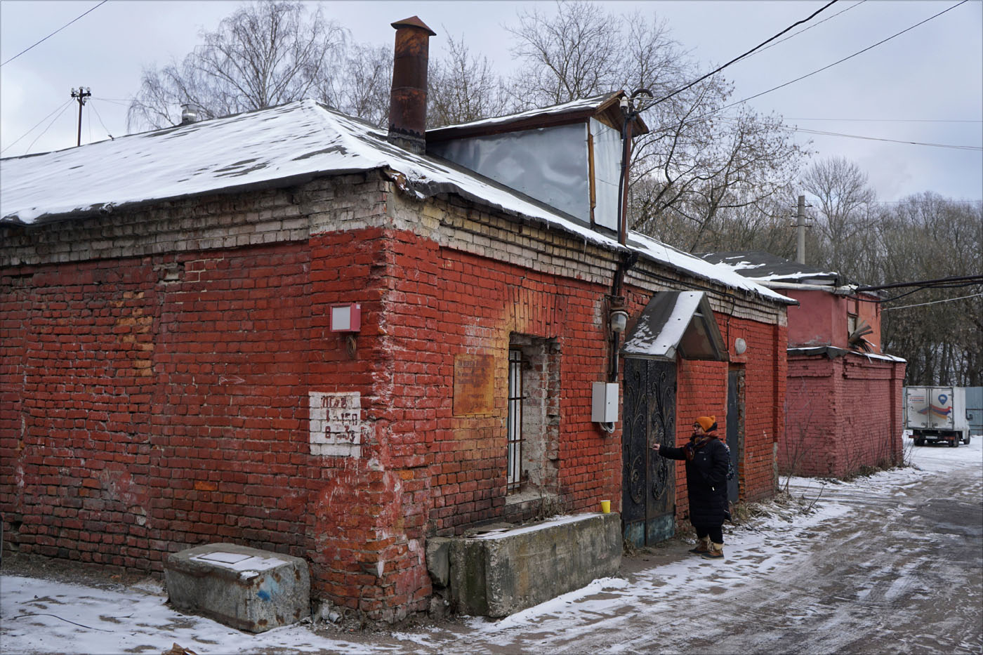 Москва военной поры на снимках Игоря Стомахина. 2025. «Кунцево уходящее. Апрельский снег» - свежие новости на Toplenta по теме СТО