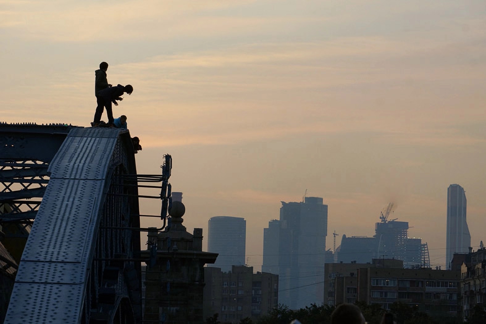10-е годы XXI века на снимках Игоря Стомахина. 2013. «Московские зарисовки» - свежие новости на Toplenta по теме СТО