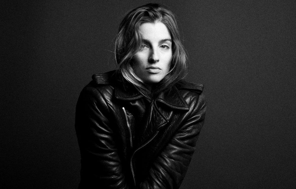 «Француженки» Сони Сьефф: ода женщине, красоте тела и наготы - похожая новость на Toplenta