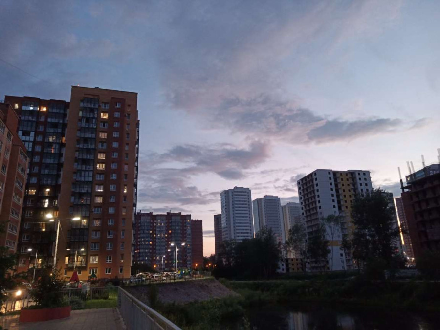 Летним вечером у озера близ станции Енисей - свежие новости на Toplenta по теме r