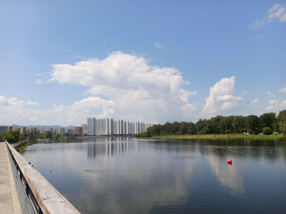 Прогулка летним утром по берегу Абаканской протоки в Красноярске - свежие новости на Toplenta по теме си