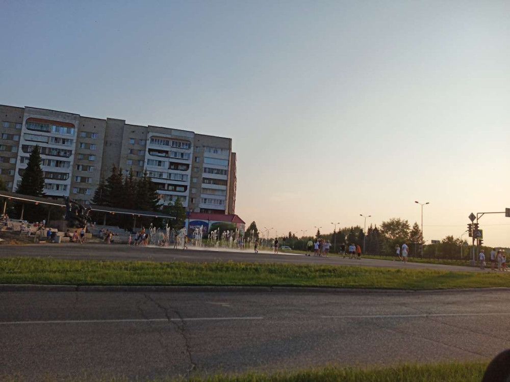 Летняя поездка на автомобиле по городу Зеленогорску в Красноярском крае - свежие новости на Toplenta по теме По