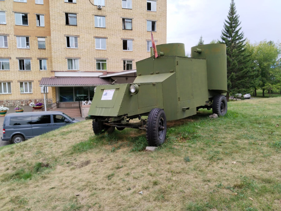 Прогулка по территории Красноярской межрайонной клинической больницы №20 имени И.С.Берзона - свежие новости на Toplenta по теме Среда