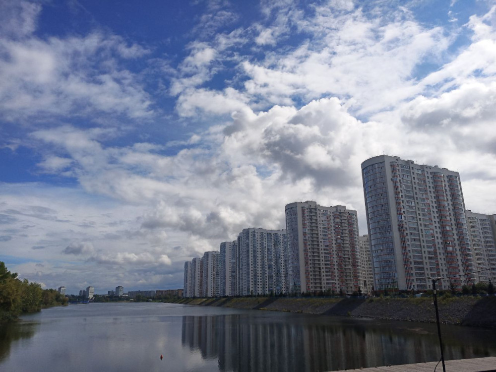 Прогулка по дамбе через Абаканскую протоку на остров Отдыха в Красноярске - похожая новость на Toplenta