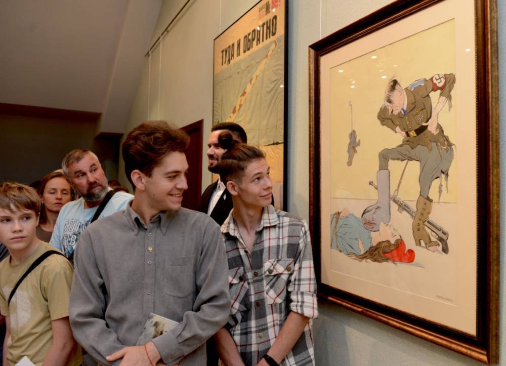 В Белгороде открылась выставка произведений Кукрыниксов - похожая новость на Toplenta